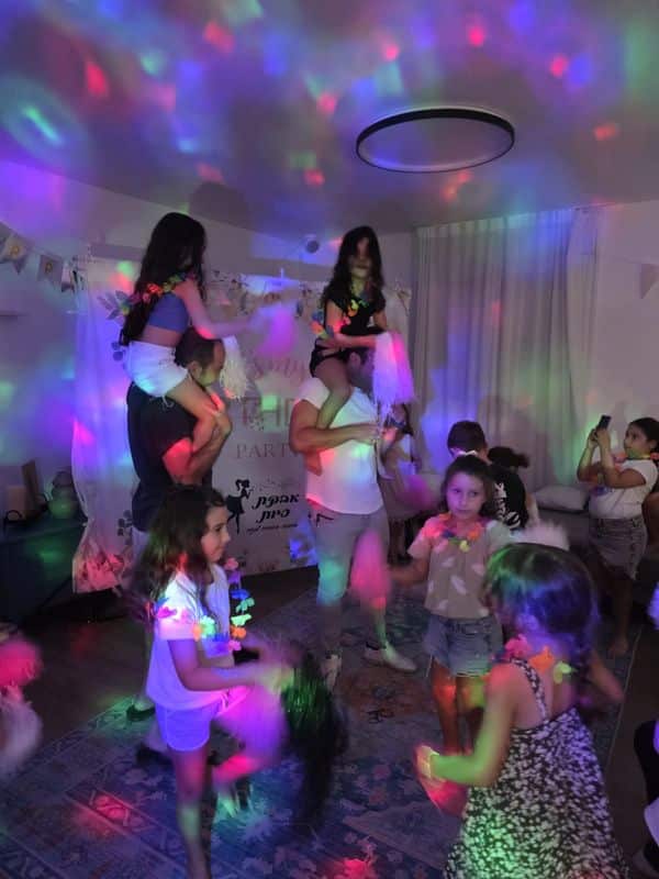 גלריה 375